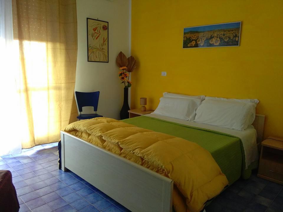 B&B Nido Colorato Fontane Bianche Exterior foto